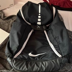 Nike elite backup